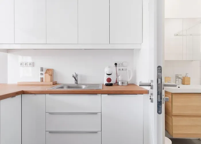 Days - One-bedroom With Courtyard View In Karlin Lejlighed *