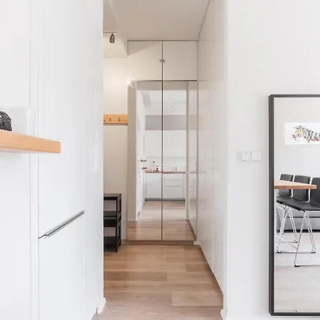 Days - Minimalist Flat - Trendy Karlin * 프라하