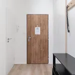 Days - One-bedroom With Courtyard View In Karlin Apartment